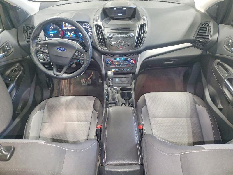 2017 Ford Escape მანქანა იყიდება აუქციონზე, vin: 1FMCU0GD9HUA00962, აუქციონის ნომერი: 52667596