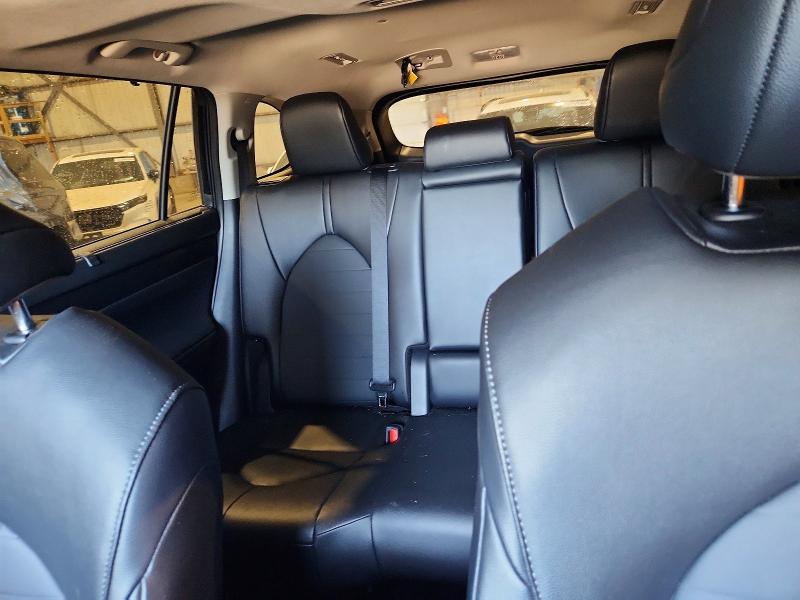 Продажа на аукционе авто 2025 Toyota Highlander, vin: 5TDKBRCHXSS677274, номер лота: 54750266