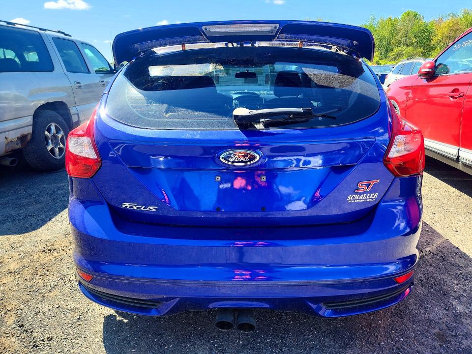 2014 Ford Focus მანქანა იყიდება აუქციონზე, vin: 1FADP3L96EL456685, აუქციონის ნომერი: 52879686