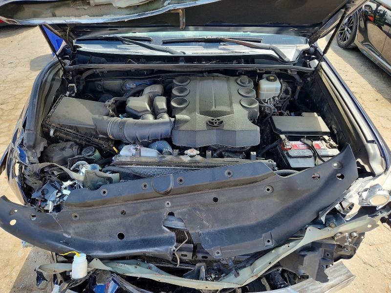 53890886 :رقم المزاد ، JTEBU5JR8J5569721 vin ، 2018 Toyota 4runner مزاد بيع