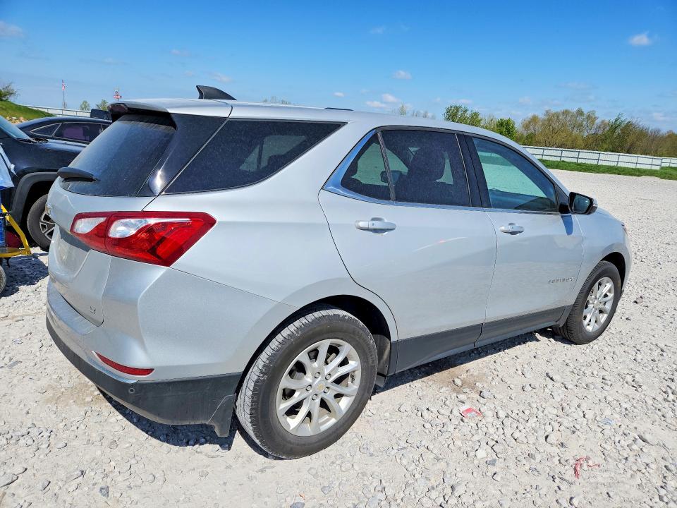 52561956 :رقم المزاد ، 2GNAXJEVXJ6328018 vin ، 2018 Chevrolet Equinox مزاد بيع