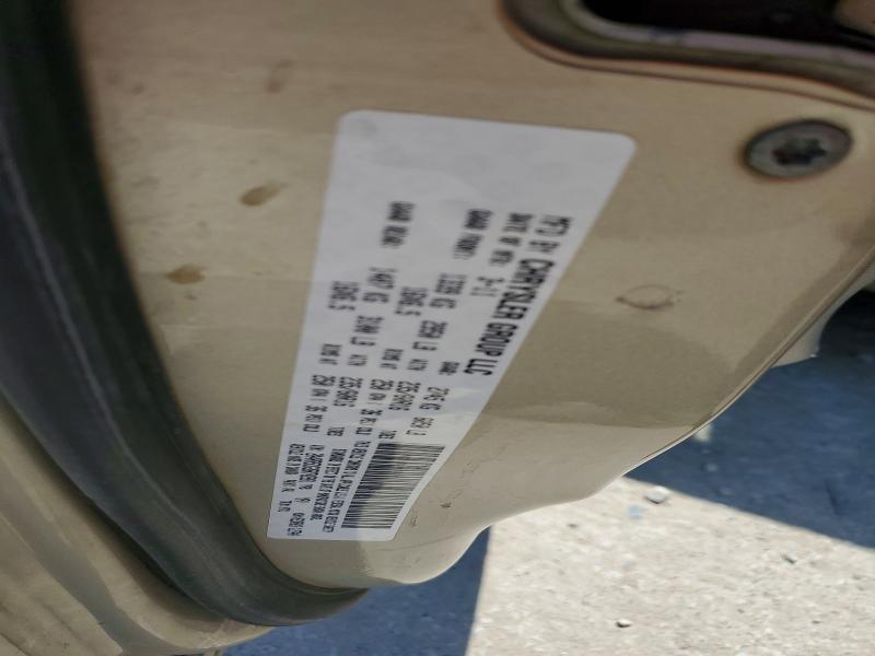 53932036 :رقم المزاد ، 2A4RR5DG3BR702981 vin ، 2011 Chrysler Town & Country Limit مزاد بيع