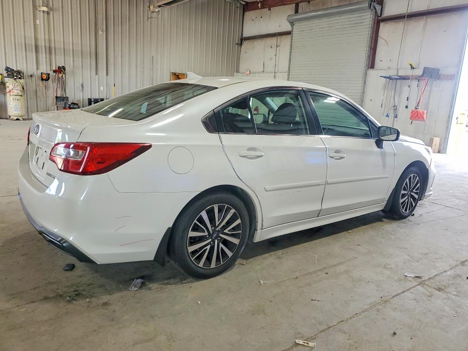 Продаж на аукціоні авто 2019 Subaru Legacy, vin: 4S3BNAF69K3010538, номер лоту: 54156126