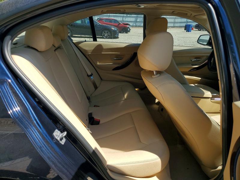 Продаж на аукціоні авто 2016 Bmw 320, vin: WBA8A9C56GK618317, номер лоту: 54361126