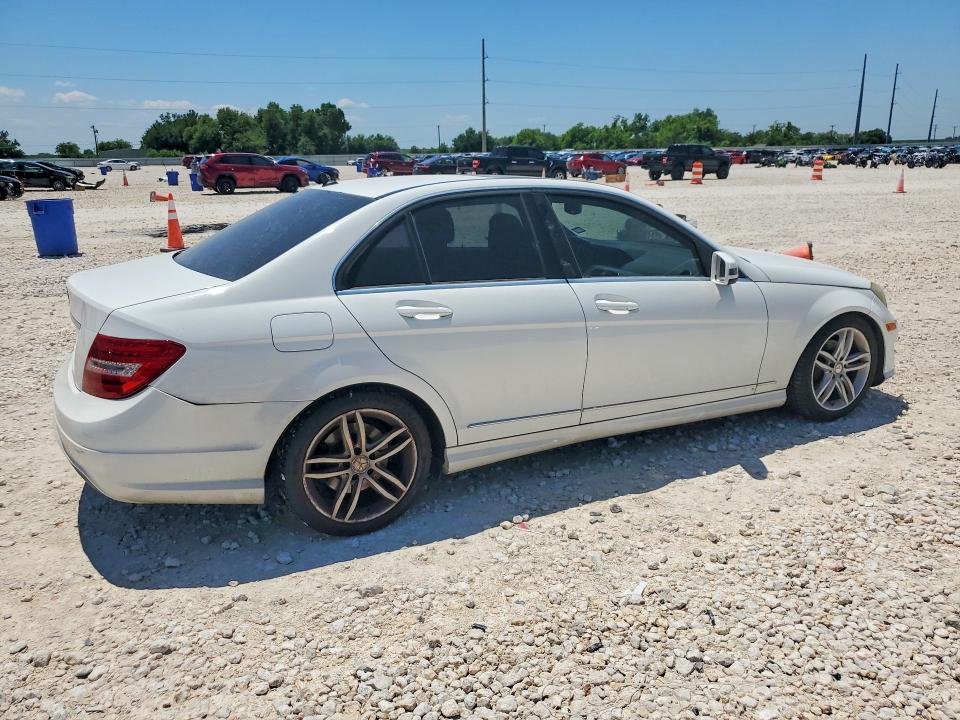 Продаж на аукціоні авто 2013 Mercedes-benz C, vin: WDDGF4HB0DR258083, номер лоту: 53547356