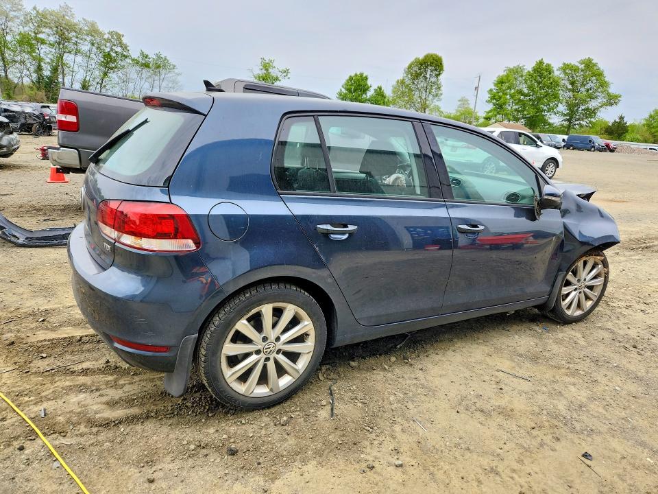 52606946 :رقم المزاد ، WVWDM7AJ9DW122106 vin ، 2013 Volkswagen Golf مزاد بيع