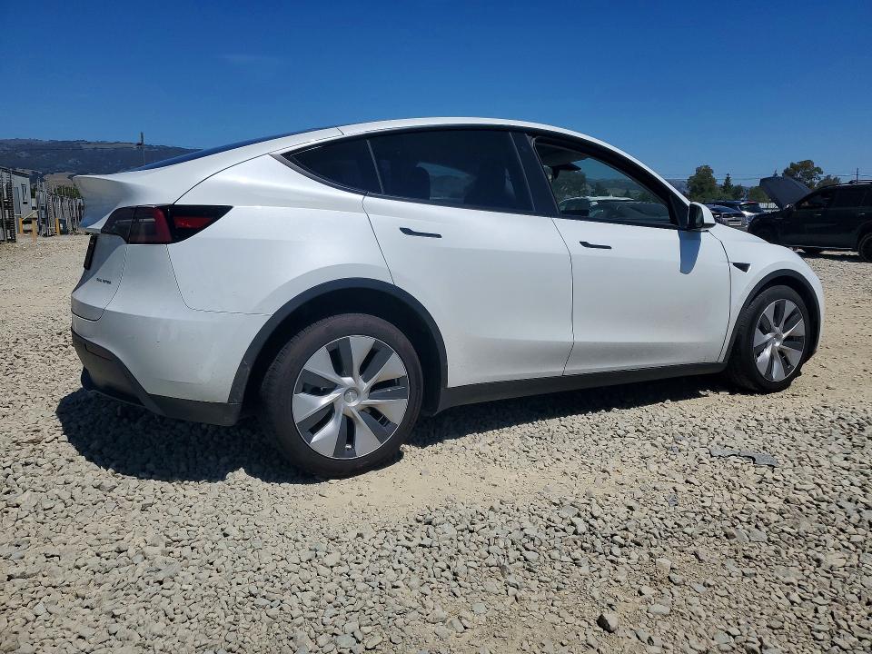 52426396 :رقم المزاد ، 7SAYGDEE0PF632389 vin ، 2023 Tesla Model Y مزاد بيع