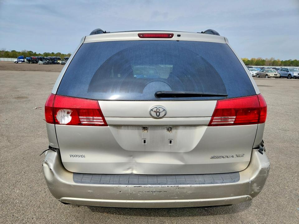 2004 Toyota Sienna მანქანა იყიდება აუქციონზე, vin: 5TDZA22C74S080813, აუქციონის ნომერი: 51830776