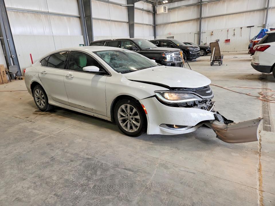 53124316 :رقم المزاد ، 1C3CCCCG7FN522414 vin ، 2015 Chrysler 200 مزاد بيع