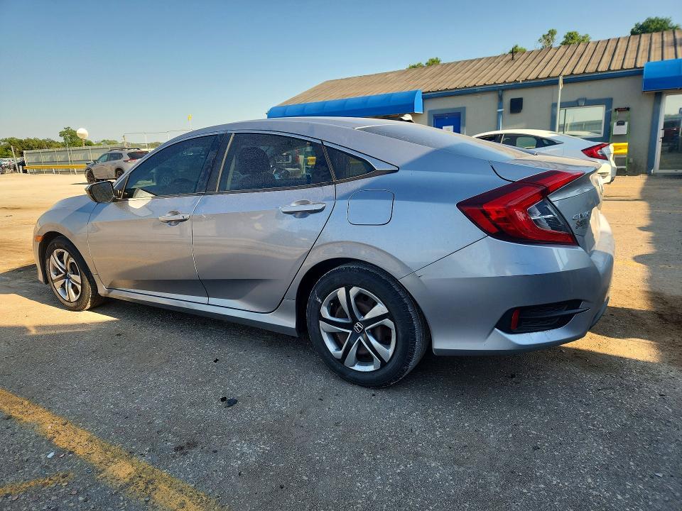 2018 Honda Civic მანქანა იყიდება აუქციონზე, vin: 2HGFC2F57JH554943, აუქციონის ნომერი: 53375286