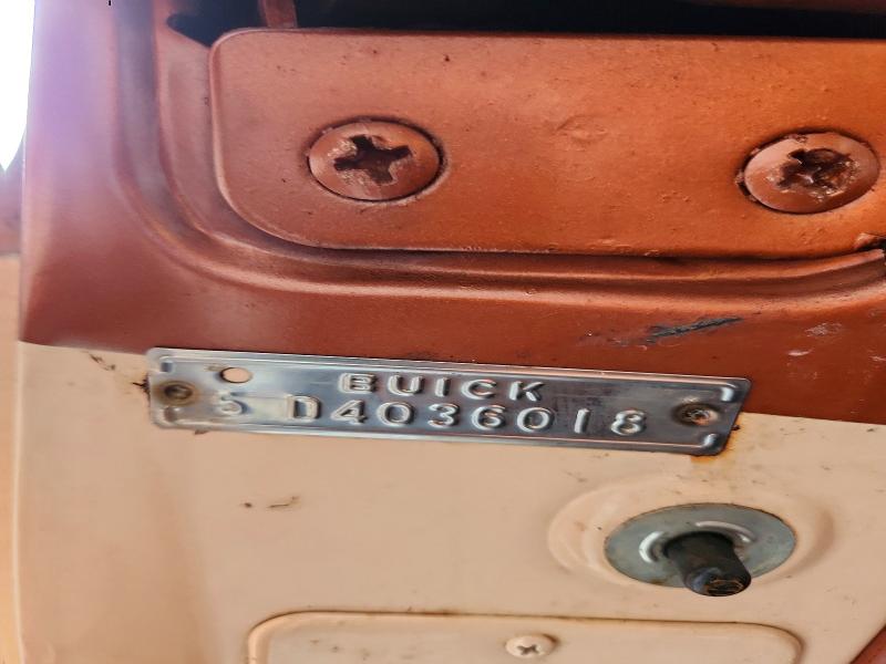 53095536 :رقم المزاد ، 5D4036018 vin ، 1957 Buick Riviera مزاد بيع