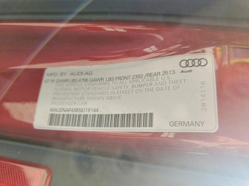 2019 Audi A4 მანქანა იყიდება აუქციონზე, vin: WAUDNAF4XKN019144, აუქციონის ნომერი: 54976326