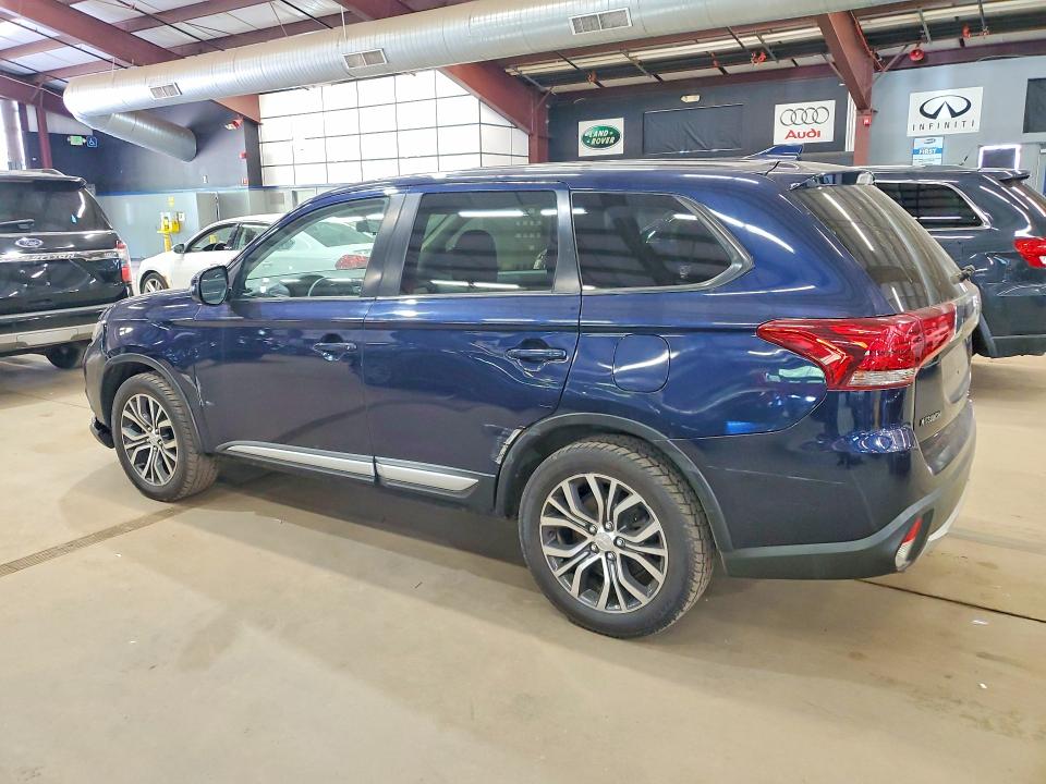 2017 Mitsubishi Outlander მანქანა იყიდება აუქციონზე, vin: JA4AZ3A39HZ056542, აუქციონის ნომერი: 55592446