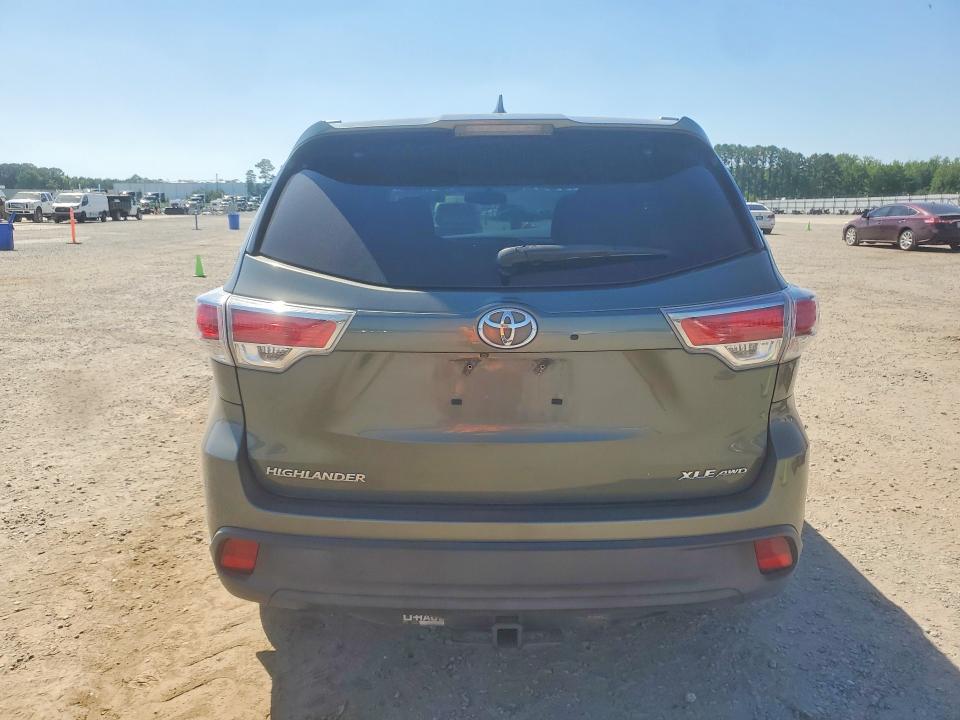 54339646 :رقم المزاد ، 5TDJKRFH5FS111990 vin ، 2015 Toyota Highlander مزاد بيع