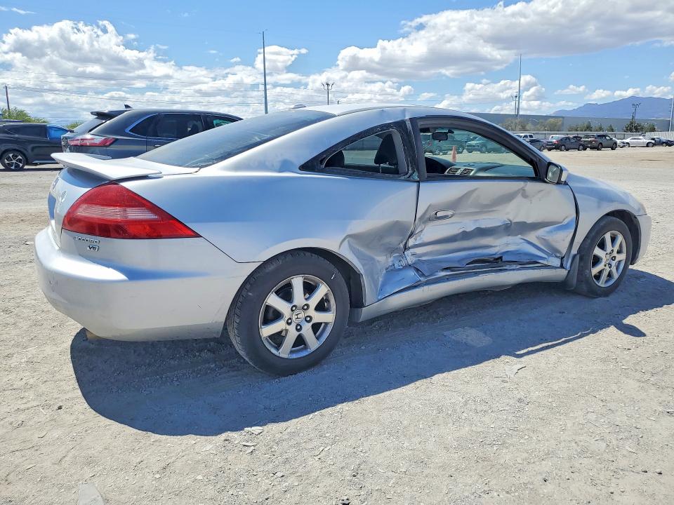 2005 Honda Accord მანქანა იყიდება აუქციონზე, vin: 1HGCM82625A001557, აუქციონის ნომერი: 55437176