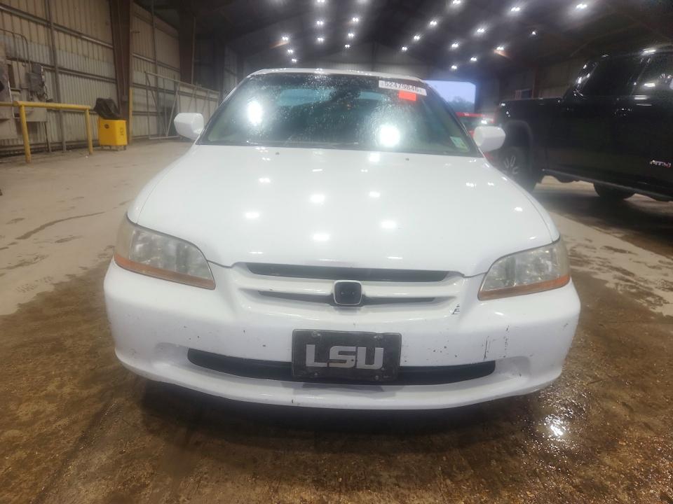 52479846 :رقم المزاد ، 1HGCG1647YA095477 vin ، 2000 Honda Accord مزاد بيع