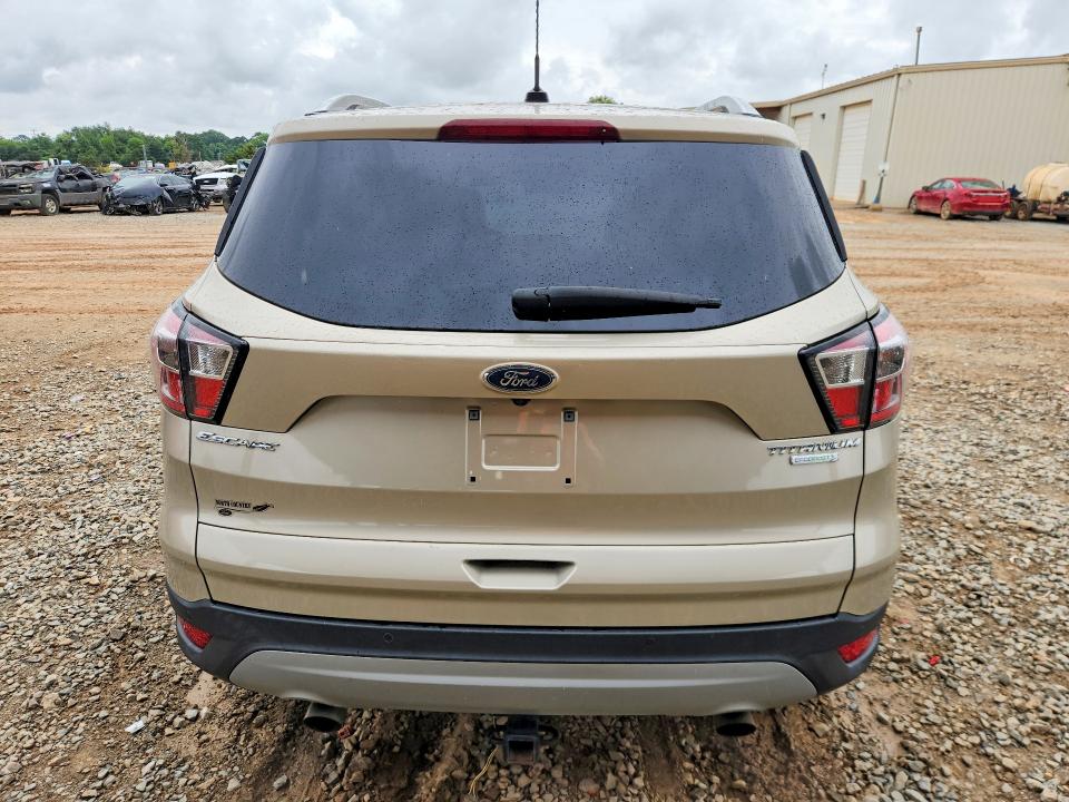 2017 Ford Escape მანქანა იყიდება აუქციონზე, vin: 1FMCU0J91HUF01932, აუქციონის ნომერი: 54653116