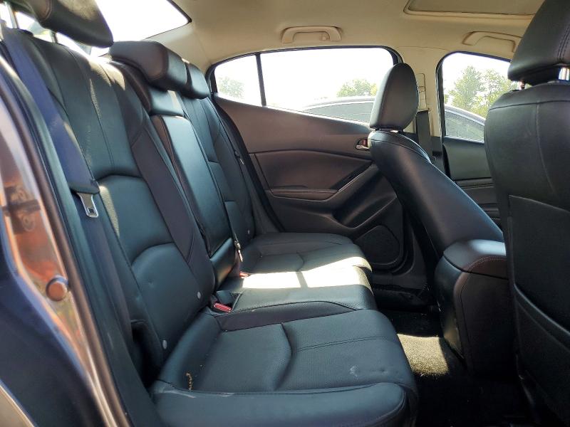 Продаж на аукціоні авто 2018 Mazda 3, vin: 3MZBN1W30JM164247, номер лоту: 53827586
