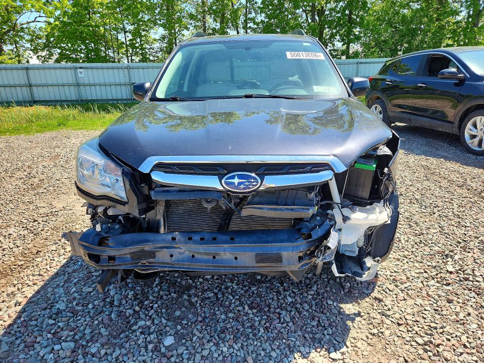 55013606 :رقم المزاد ، JF2SJAEC4JH475833 vin ، 2018 Subaru Forester مزاد بيع