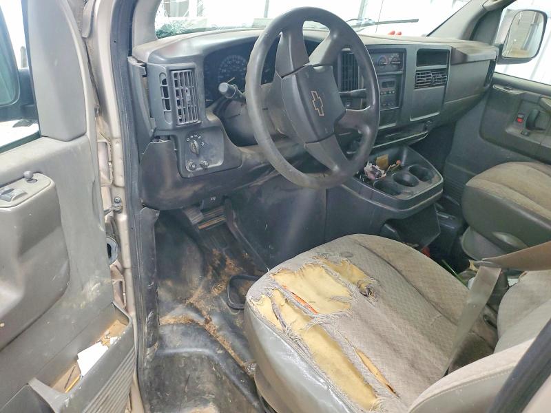 2005 Chevrolet Express G1500 მანქანა იყიდება აუქციონზე, vin: 1GCFG15X151215924, აუქციონის ნომერი: 53814426