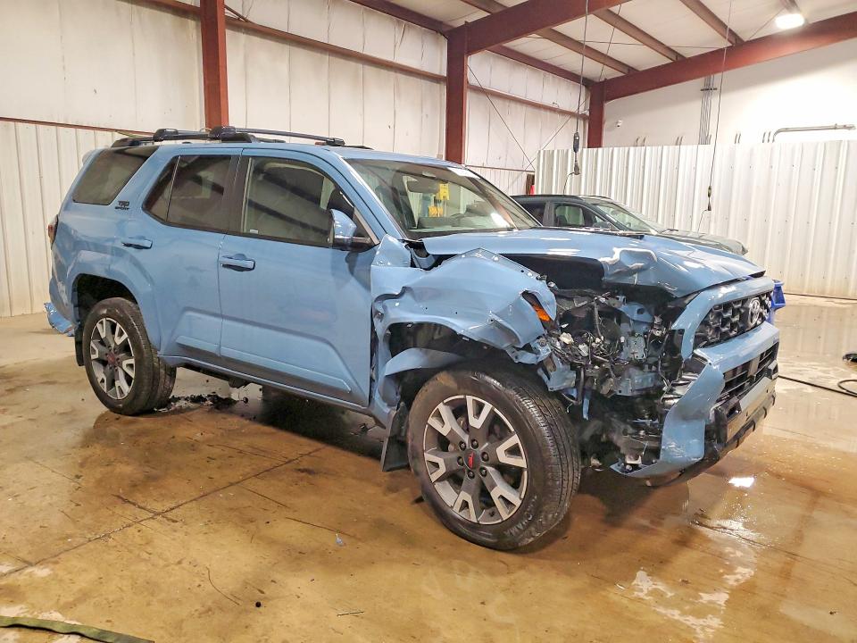 Продаж на аукціоні авто 2025 Toyota 4runner, vin: JTEVA5BR1S5003521, номер лоту: 51959086