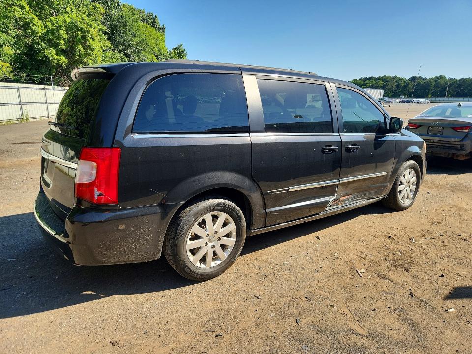 2015 Chrysler Town & Country მანქანა იყიდება აუქციონზე, vin: 2C4RC1BG5FR526282, აუქციონის ნომერი: 53588096
