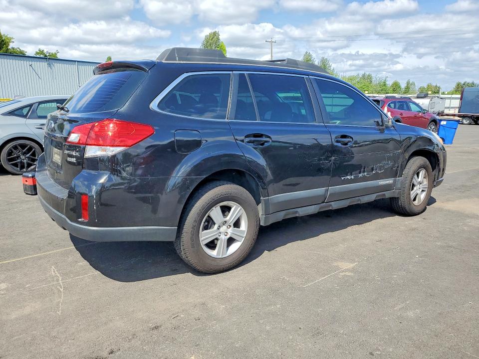 Auction sale of the 2011 Subaru Outback, vin: 4S4BRBAC1B3399405, lot number: 54852746