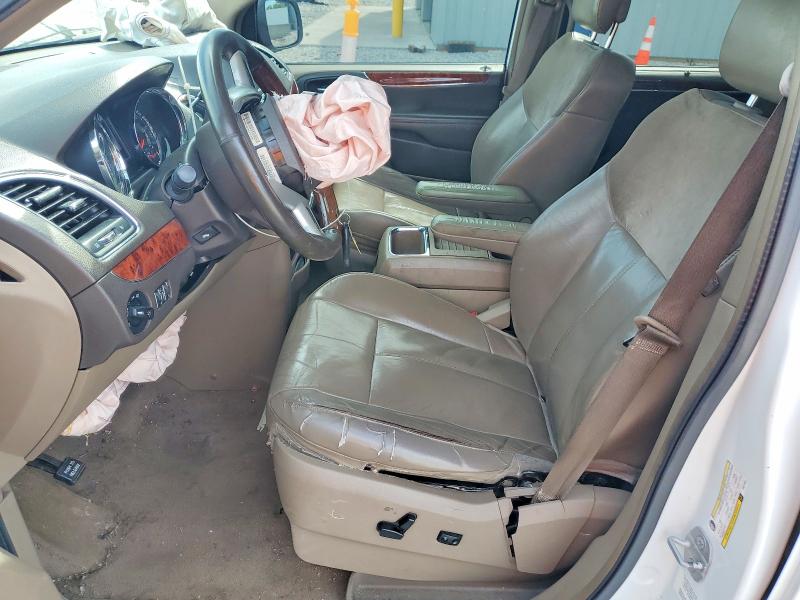 53429286 :رقم المزاد ، 2C4RC1GG3ER277391 vin ، 2014 Chrysler Town & Country مزاد بيع