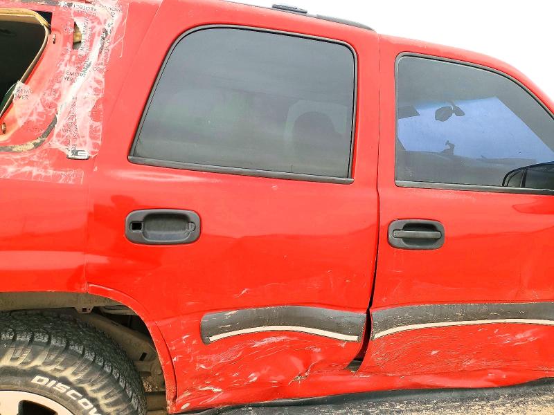 52403546 :رقم المزاد ، 1GNEK13Z92R142143 vin ، 2002 Chevrolet Tahoe مزاد بيع
