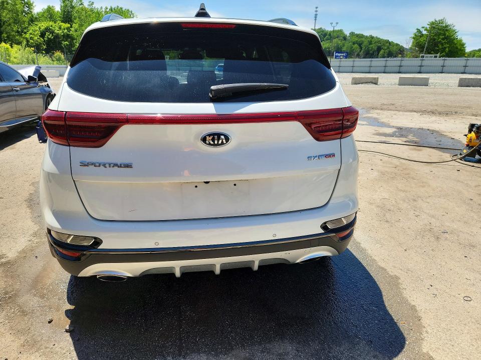 Продаж на аукціоні авто 2022 Kia Sportage, vin: KNDPRCA6XN7001955, номер лоту: 52735016