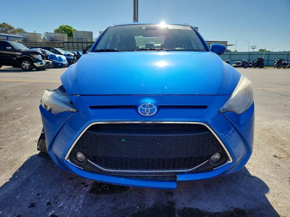 53127486 :رقم المزاد ، 3MYDLBYV3KY518618 vin ، 2019 Toyota Yaris مزاد بيع