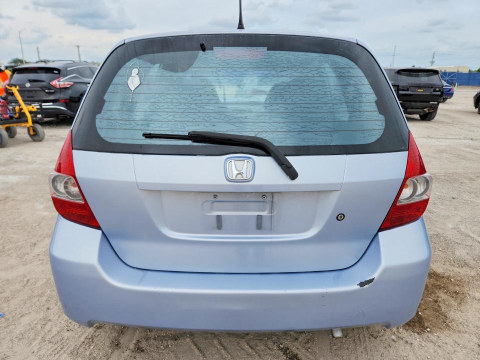 53207676 :رقم المزاد ، JHMGD38438S000908 vin ، 2008 Honda Fit مزاد بيع