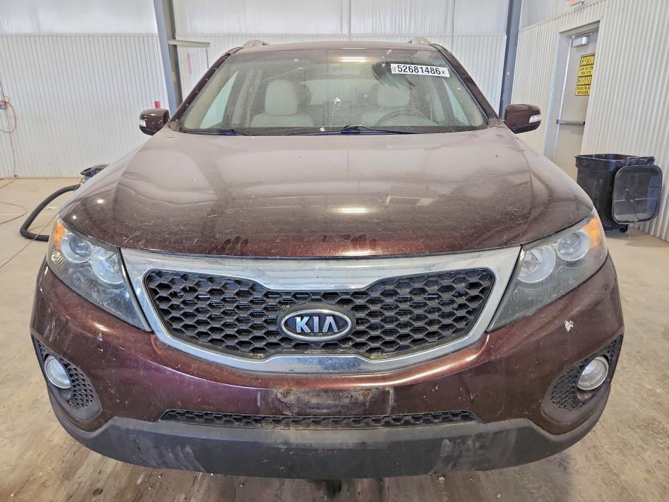 2013 Kia Sorento მანქანა იყიდება აუქციონზე, vin: 5XYKT3A68DG382895, აუქციონის ნომერი: 52681486