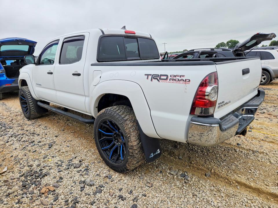 2014 Toyota Tacoma მანქანა იყიდება აუქციონზე, vin: 3TMLU4EN0EM136758, აუქციონის ნომერი: 54002576