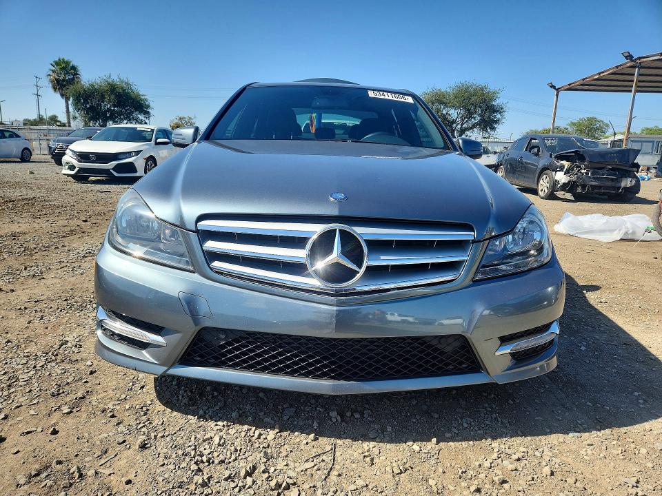 Продажа на аукционе авто 2012 Mercedes-benz C, vin: WDDGF4HB8CR228568, номер лота: 53411606