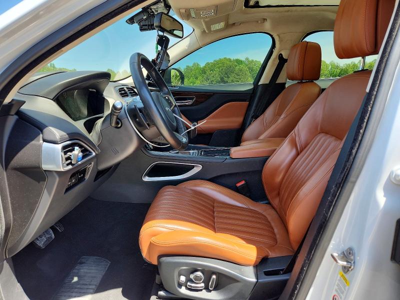 Продажа на аукционе авто 2018 Jaguar F-pace, vin: SADCN2EV0JA242365, номер лота: 52218336