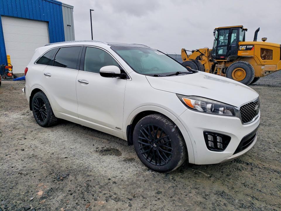 2016 Kia Sorento მანქანა იყიდება აუქციონზე, vin: 5XYPKDA11GG074040, აუქციონის ნომერი: 54888226