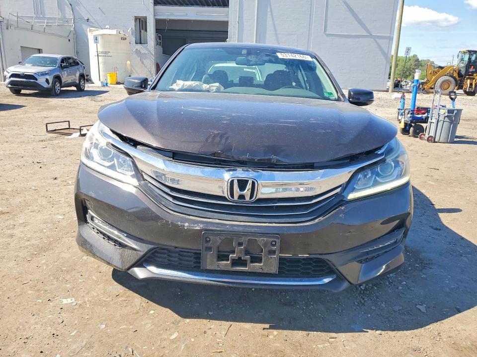Продаж на аукціоні авто 2017 Honda Accord, vin: 1HGCR3F84HA038677, номер лоту: 53142166