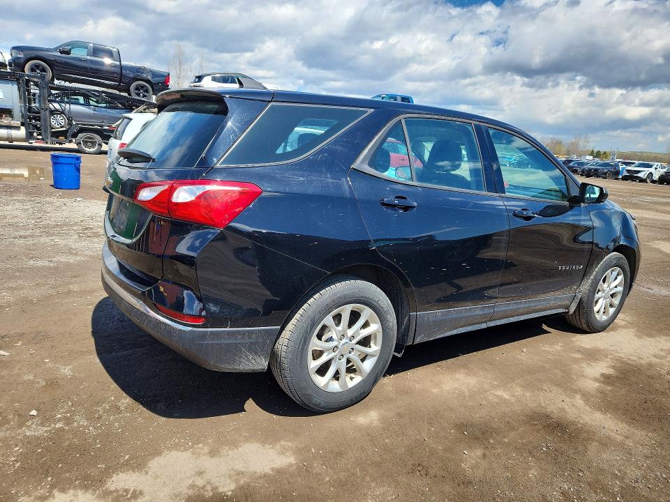 Продаж на аукціоні авто 2018 Chevrolet Equinox, vin: 2GNAXHEV0J6176243, номер лоту: 51347826