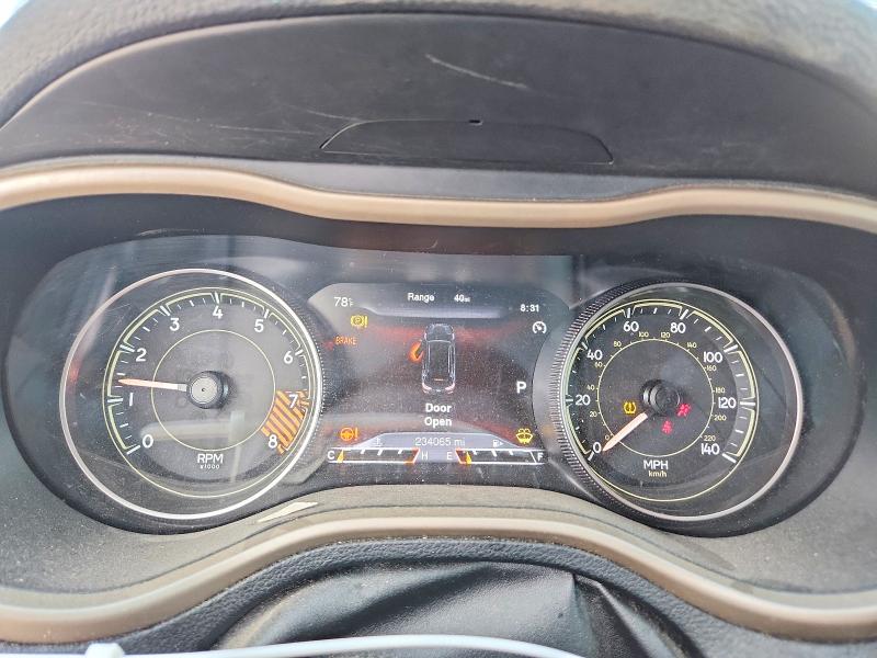 55301976 :رقم المزاد ، 1C4PJMDS0EW196878 vin ، 2014 Jeep Cherokee مزاد بيع