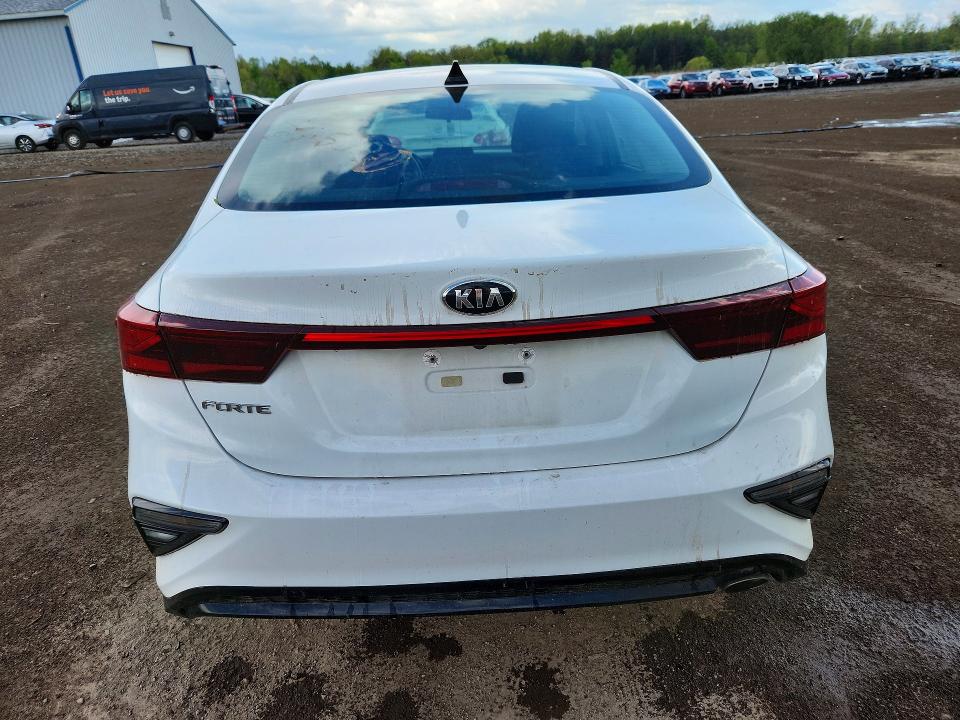 Продажа на аукционе авто 2021 Kia Forte, vin: 3KPF24AD7ME410014, номер лота: 52216276