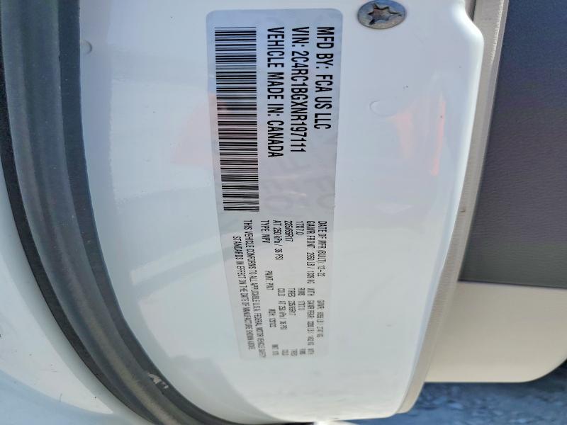 53617596 :رقم المزاد ، 2C4RC1BGXNR197111 vin ، 2022 Chrysler Pacifica مزاد بيع