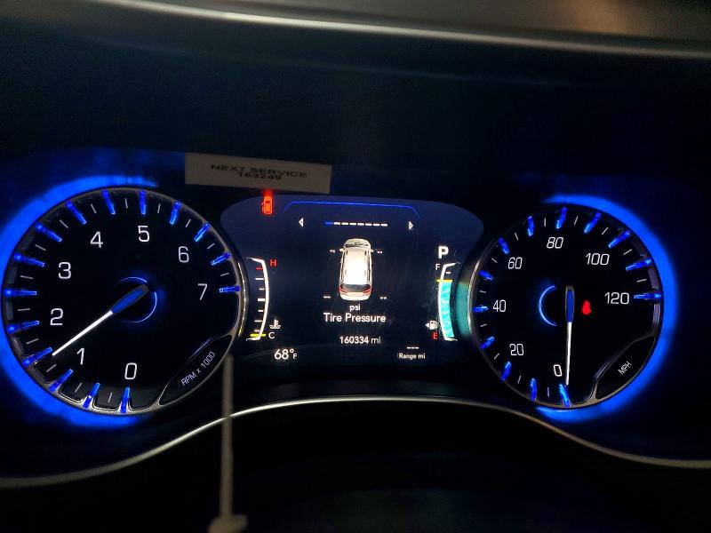 54945426 :رقم المزاد ، 2C4RC1GG8JR252013 vin ، 2018 Chrysler Pacifica مزاد بيع