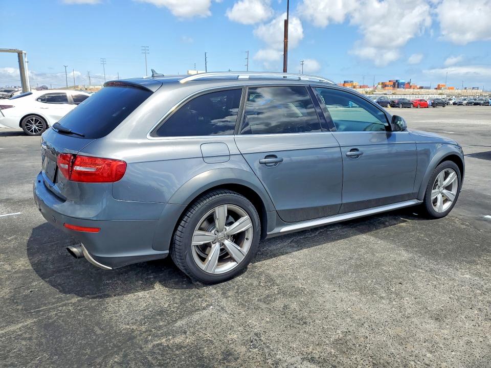 2016 Audi A4 Allroad მანქანა იყიდება აუქციონზე, vin: WA1TFAFL1GA014703, აუქციონის ნომერი: 55358246