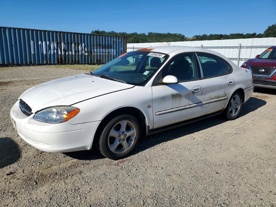 Продажа на аукционе авто 2000 Ford Taurus, vin: 1FAFP55S1YG177095, номер лота: 53066286