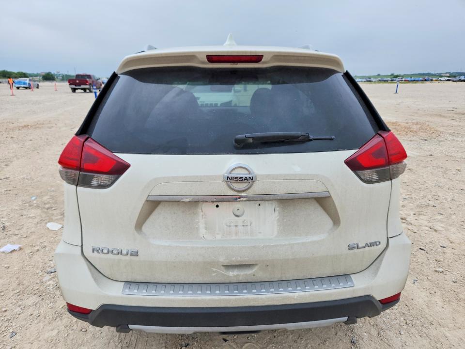 52811876 :رقم المزاد ، 5N1AT2MV1HC773501 vin ، 2017 Nissan Rogue مزاد بيع