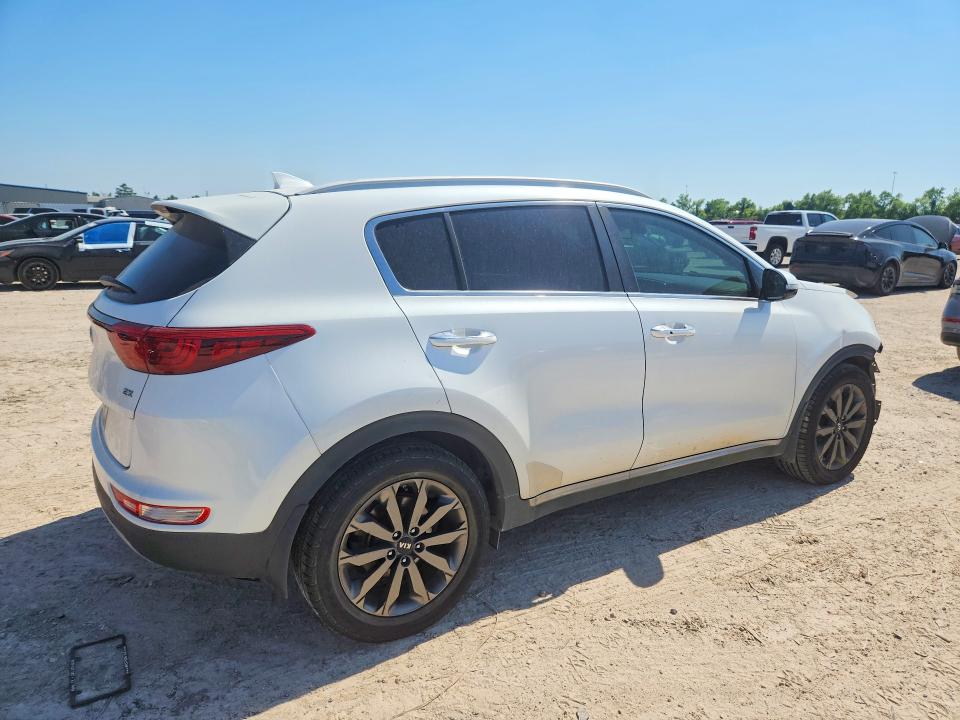53529756 :رقم المزاد ، KNDPN3ACXJ7466960 vin ، 2018 Kia Sportage مزاد بيع