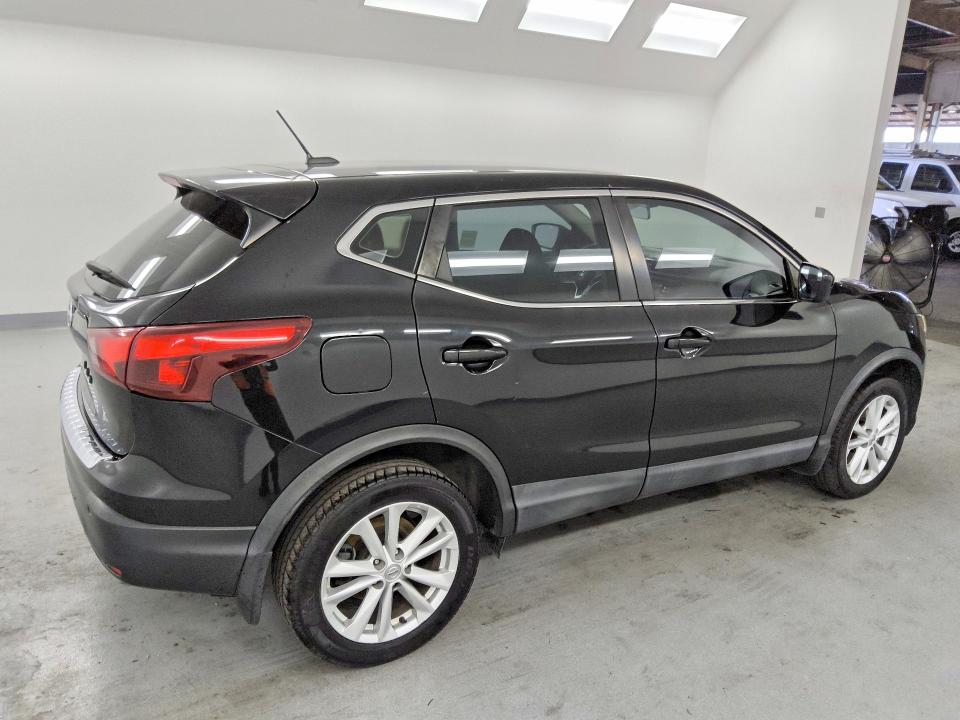 Продажа на аукционе авто 2017 Nissan Rogue Sport, vin: JN1BJ1CP4HW003340, номер лота: 53247156