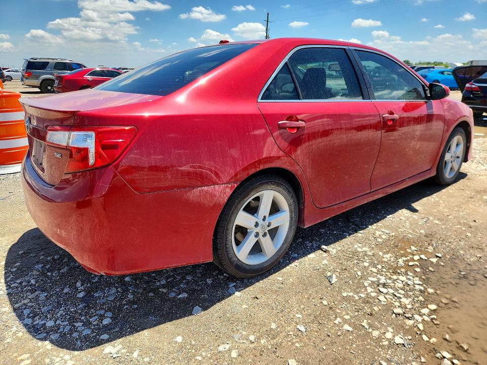 54902266 :رقم المزاد ، 4T1BF1FK4DU684521 vin ، 2013 Toyota Camry مزاد بيع