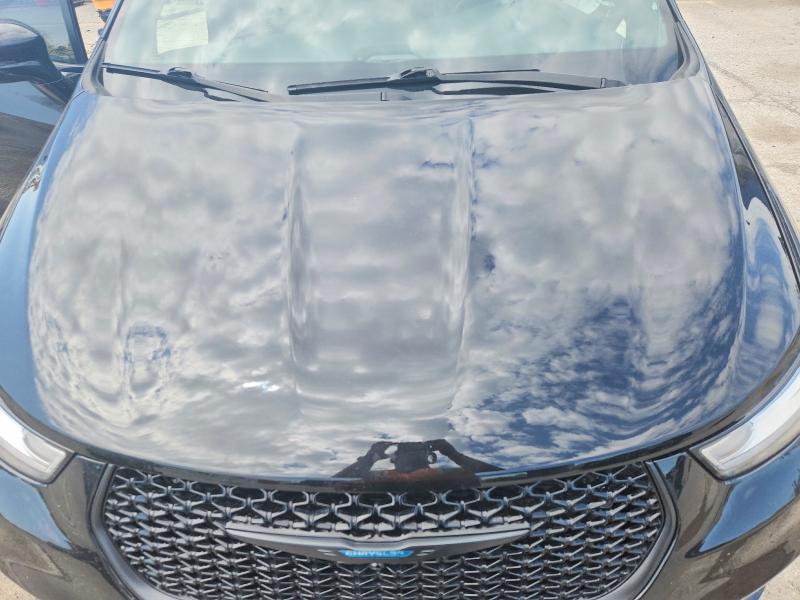 51755236 :رقم المزاد ، 2C4RC1L72MR566945 vin ، 2021 Chrysler Pacifica مزاد بيع